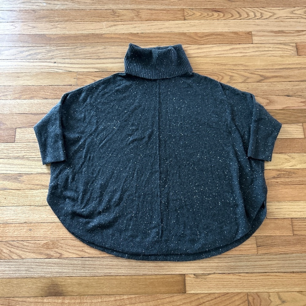 LOFT Turtleneck Ponchos Size Meduim